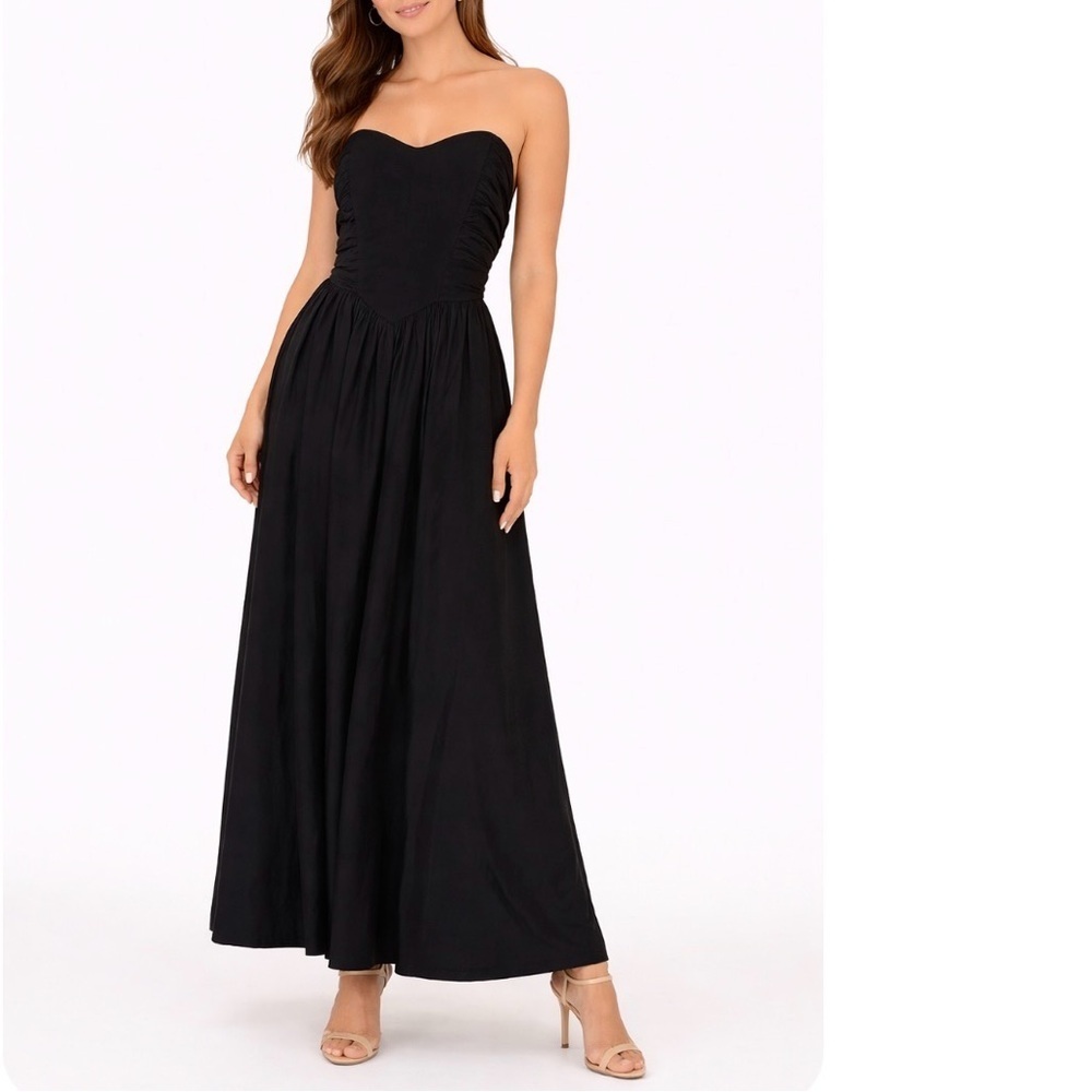 Free People Maxi dress black sweetheart neckline ruched sides ruffle bottom SZ M